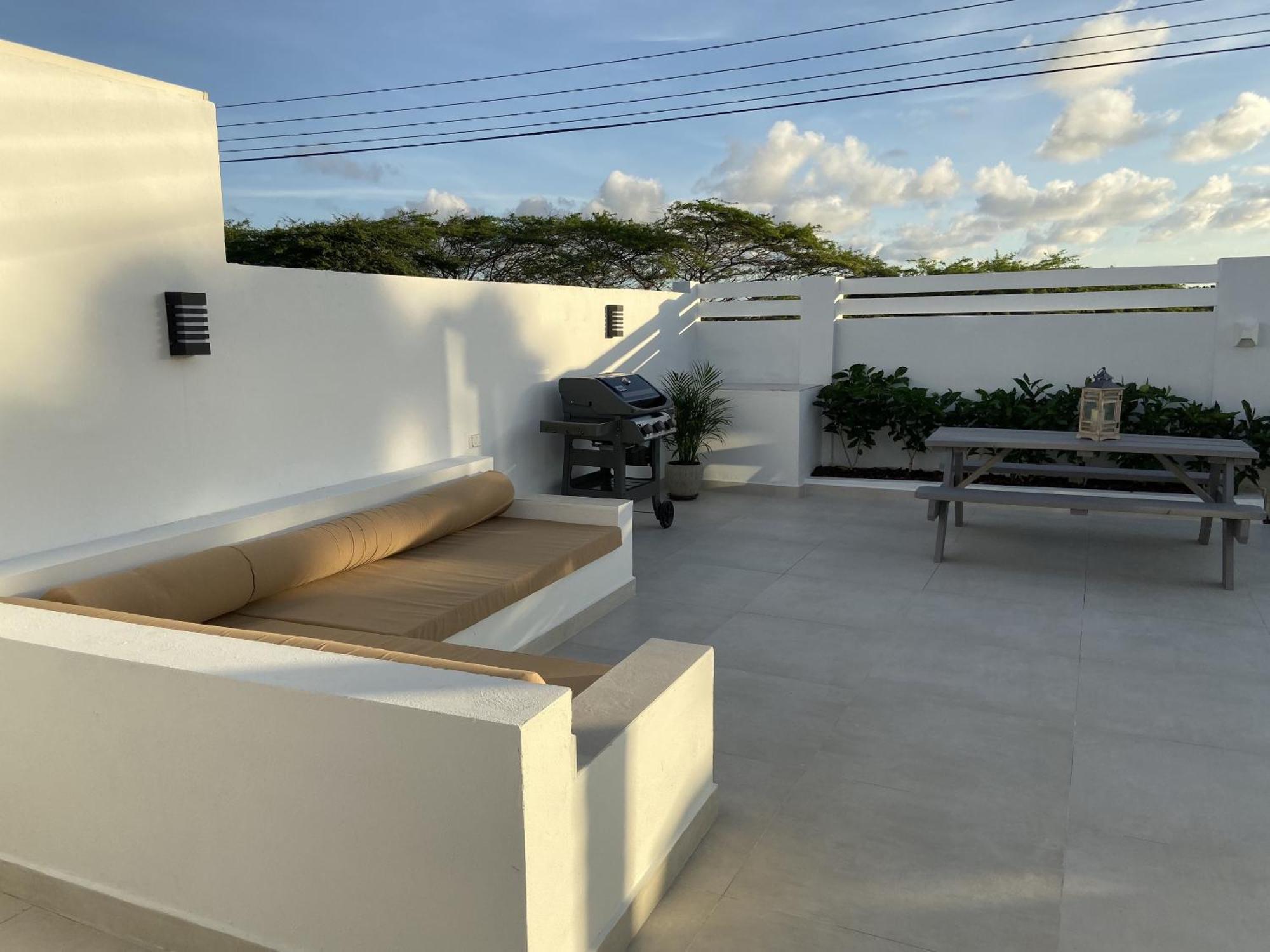 Movida Inn Aruba Palm Beach Екстер'єр фото