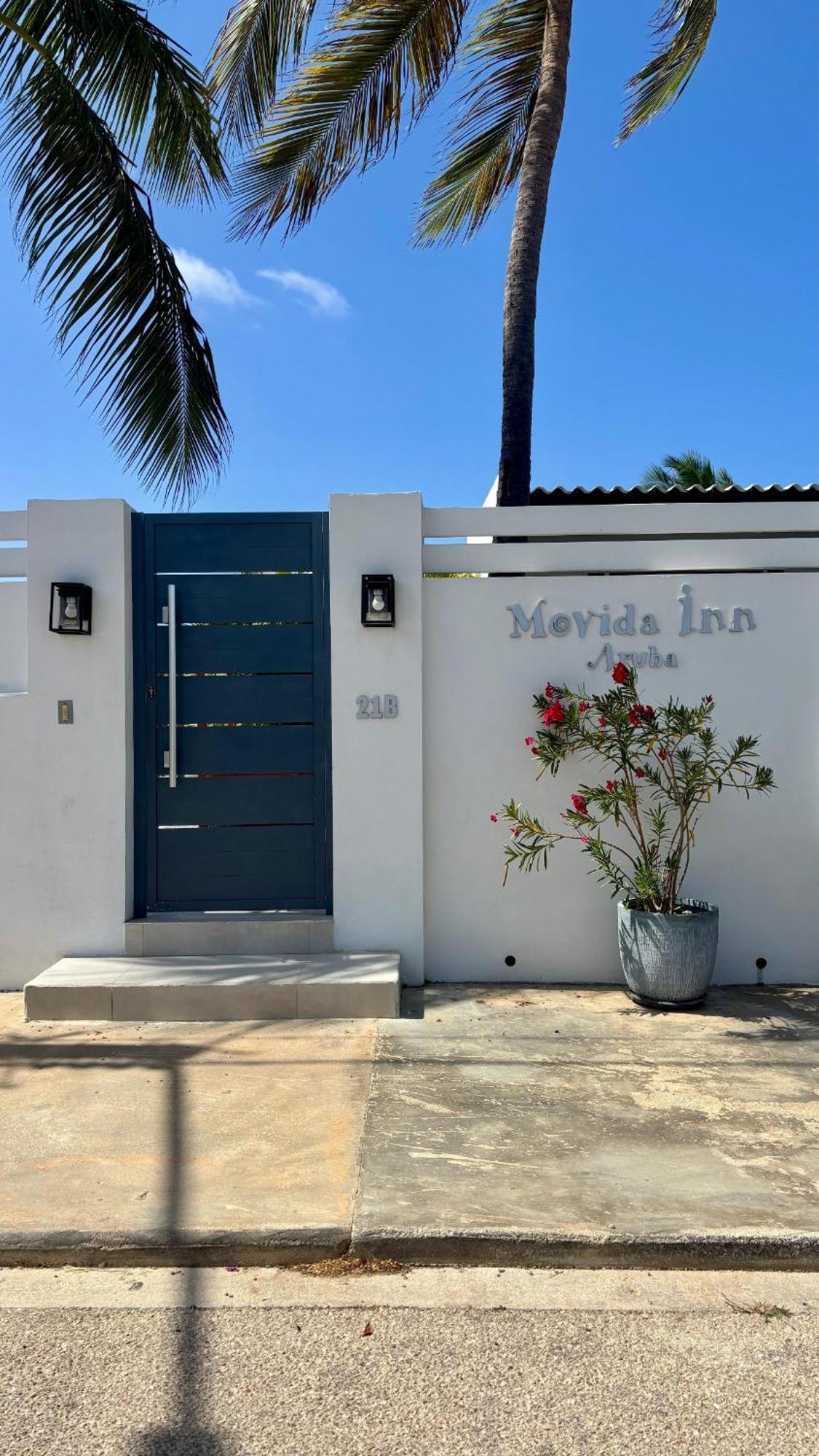 Movida Inn Aruba Palm Beach Екстер'єр фото